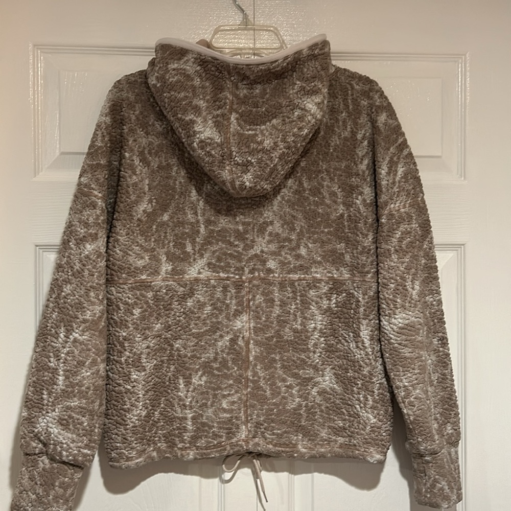 prAna Pullover Hoodie - Picture 7 of 8